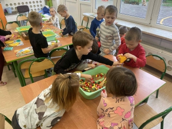 4225bf3b-1565-452c-b877-8a040b8cd6ee