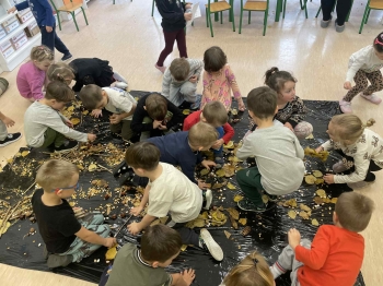 dd7f10d4-511a-48ba-9d32-763ad9c5eca1