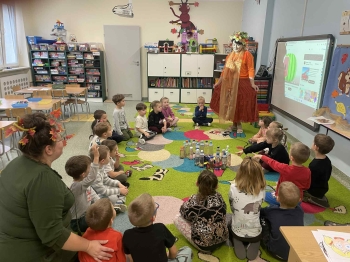 946b9cd3-1f03-4a33-bec6-6df0660fd768