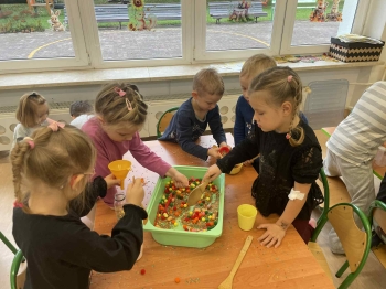 3256c05e-083b-46b2-9b2c-9b1d00af7266