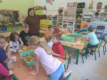 c7b937b1-507b-454c-8d6b-1b718147d565