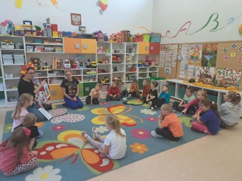 e97844c8-9f32-4f5b-afde-44e1285b3758