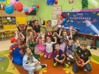 f33a8790-baff-4949-83e7-a4f2db13fe77