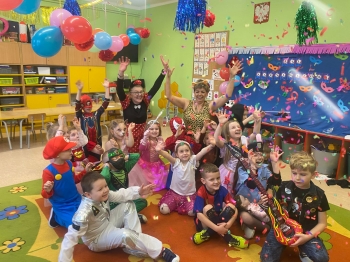 28f27ac5-894d-43ad-a86a-16a0da405b49