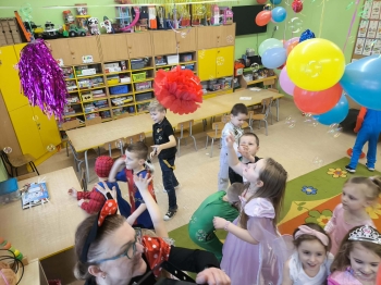 d23c4ca6-c8c1-448a-b48e-b76fe741b1b5