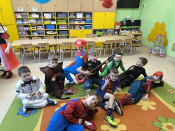 f47818fe-5580-4933-8885-ad4c7a2b661a