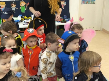 a534f21b-13a4-4cf2-bf89-e70351f2b1e4