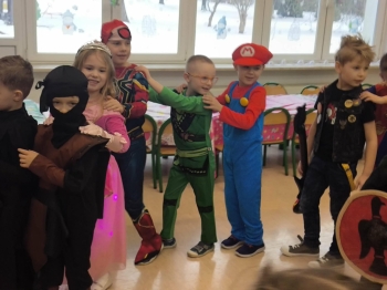 9dc4792c-2da0-4e72-ab44-13153c7fed6e