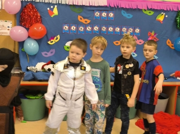 2f989875-f3fb-4739-b013-f6143b53e0c2