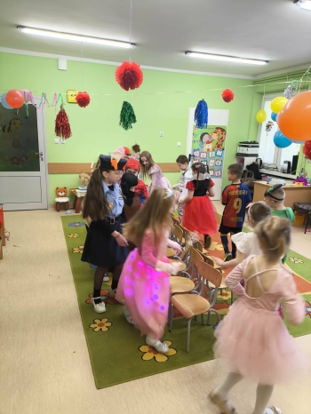 aa567ff8-1130-4707-80d6-9c1db3828ef6