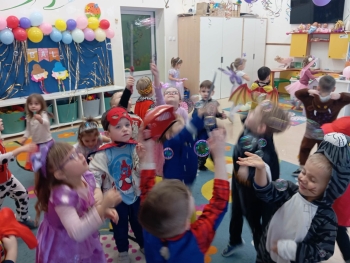 c0b70753-091d-46c9-ab88-8ff718a5da65