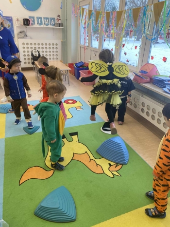 a2e12254-f067-43d0-9ba5-396b4aff7fdb