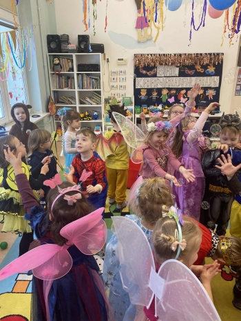 863d7f7f-c644-4e82-84d8-61e6619d40fe