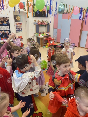 77ebb63d-c93c-4fc6-b60a-6eac1d9c51fd