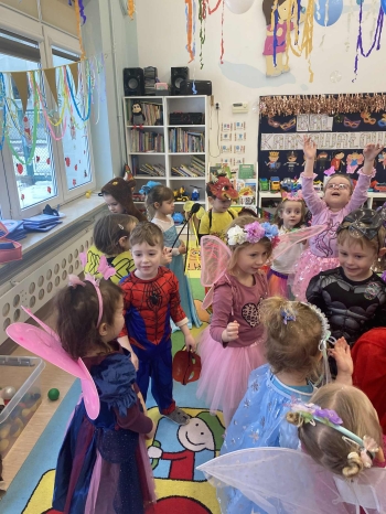 21301a61-56a3-429d-a2e2-d8bed56d68bf