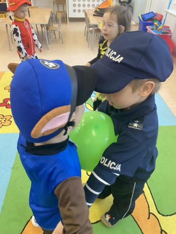 30d6c870-78c0-4eb0-b07e-90cd075b360b