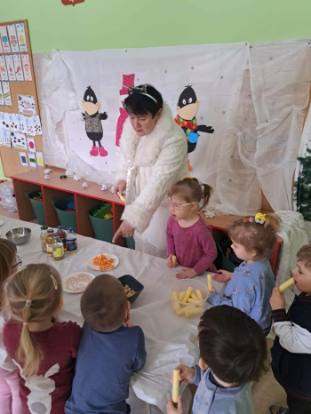 ae1f9f93-26ef-463d-8ca5-f39a7d671467