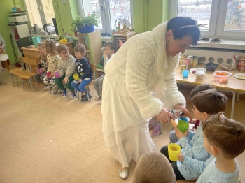 e8e380d9-6124-4a0f-945b-938cb2cb094e