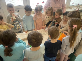 bfd4e8cd-f7f6-48bb-b64d-b691abbfa4fc